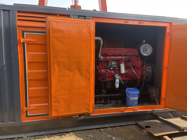 萨尔图哪些因素会影响 200KW 柴油发电机的燃油消耗率？