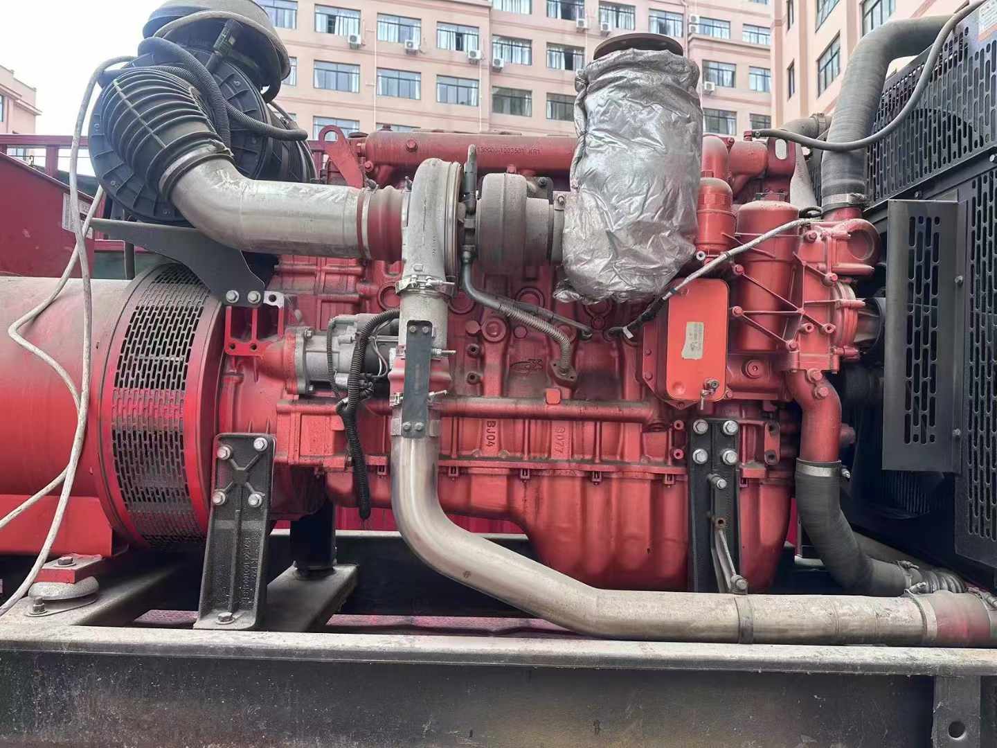 萨尔图如何选择适合 600kW 柴油发电机组的过载保护器？